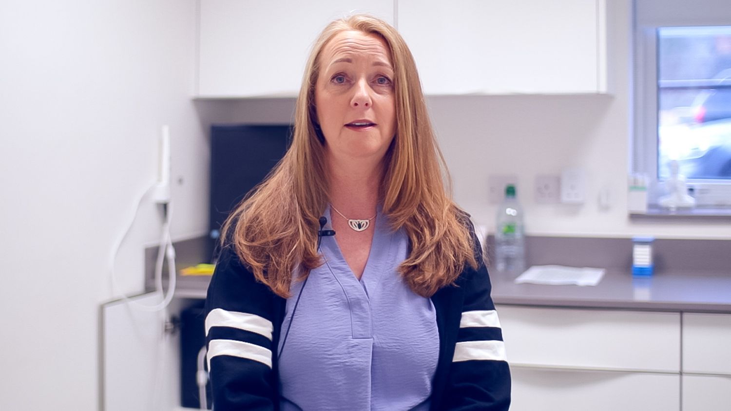 Dental veneer testimonial - Lynda Karl - 3Dental